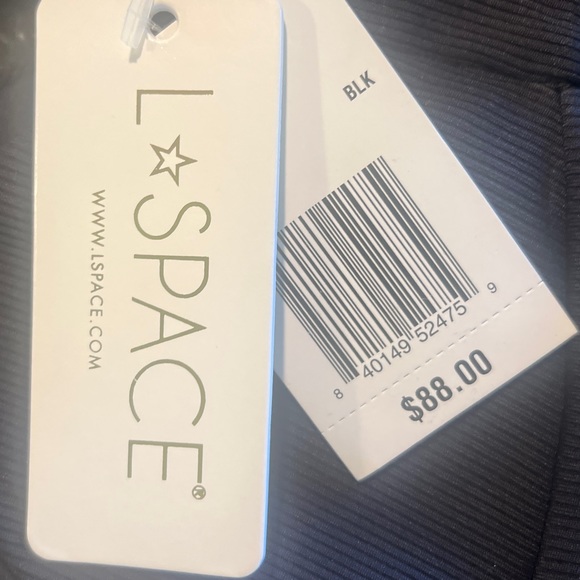 L*SPACE REVOLVE NWT VERA TOP - Picture 4 of 5